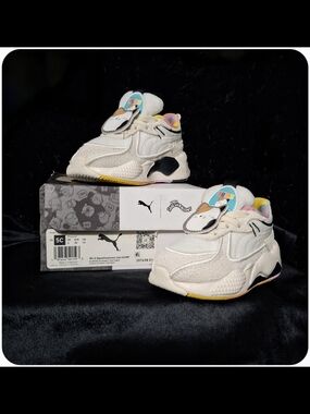 NEW! Puma RS-X Squishmallows Cam Sneakers Kids Size 5C